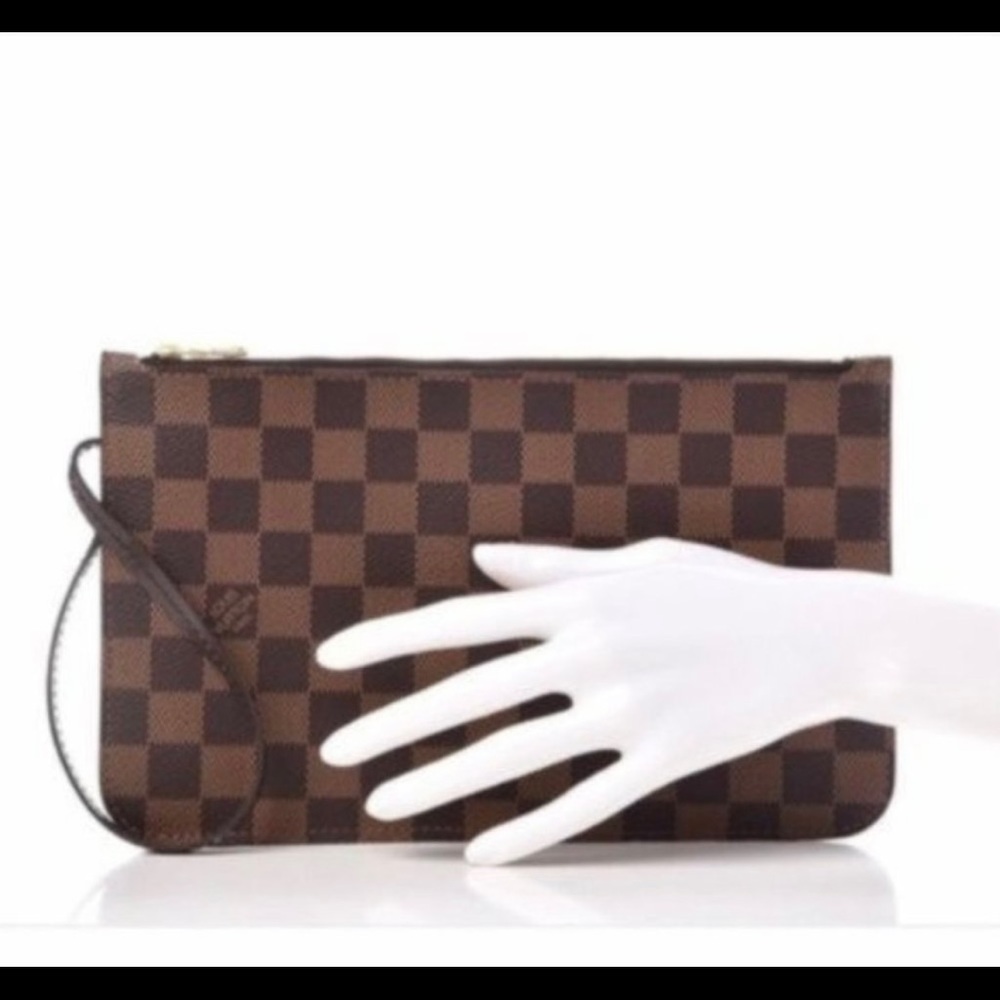 New authentic neverfull GM red wallet